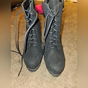 Black Boots, Size 6 1/2